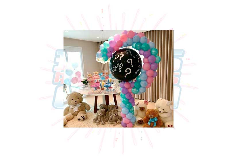 Signo De Pregunta Con Globos Más Globo Negro