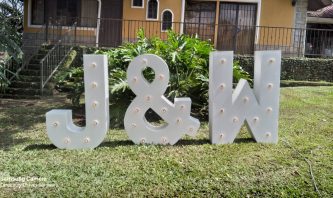 Alquiler De Letras Gigantes Luminosas Para Bodas En Costa Rica